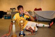黑白体育-内马尔新星出色防守表现惊艳，独行侠未来可期！的简单介绍